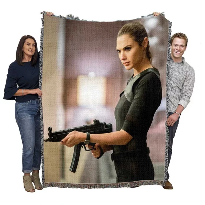 Gal Gadot Movie Keeping Up With The Joneses Woven Blanket