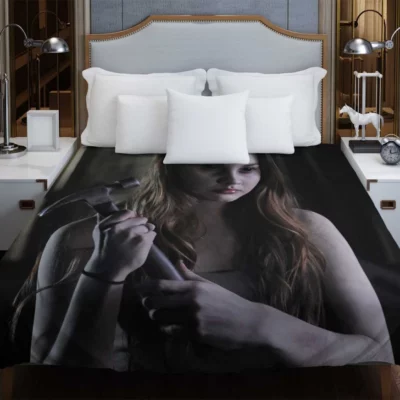 Haunt Movie Liana Liberato Duvet Cover