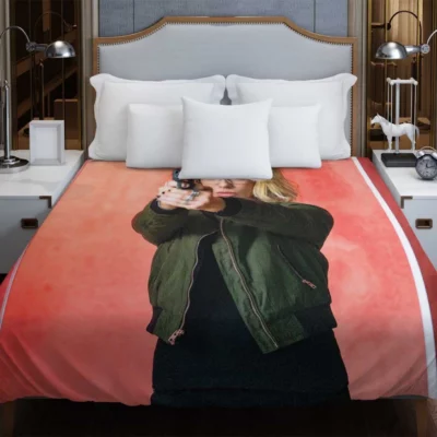 Jolt Movie Kate Beckinsale Lindy Duvet Cover