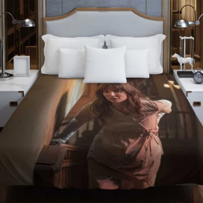 Malignant Movie Annabelle Wallis Duvet Cover