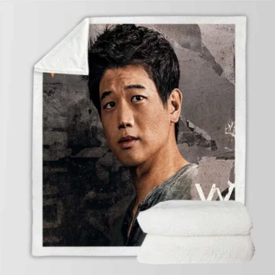 Maze Runner The Death Cure Movie Ki Hong Lee Sherpa Fleece Blanket