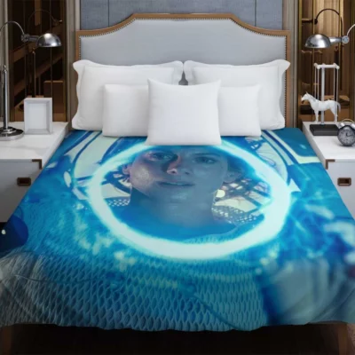 Oxygen Movie Melanie Laurent Duvet Cover