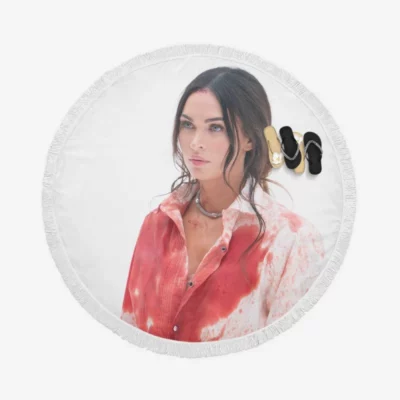 Till Death Movie Megan Fox Round Beach Towel